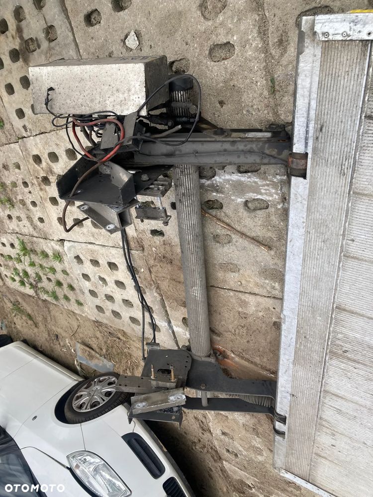 Kontener z windą - 11