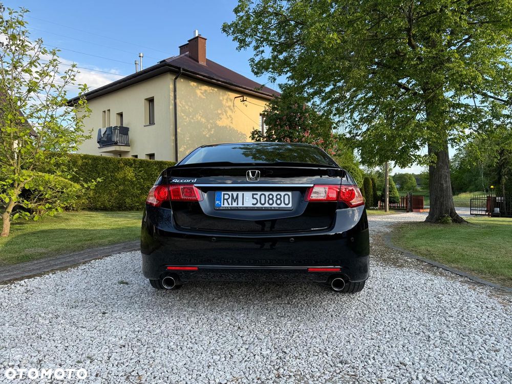 Honda Accord 2.4 Executive - 17