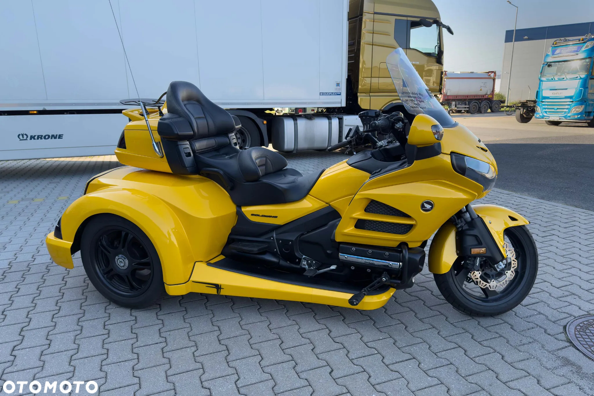 Honda GL - 5