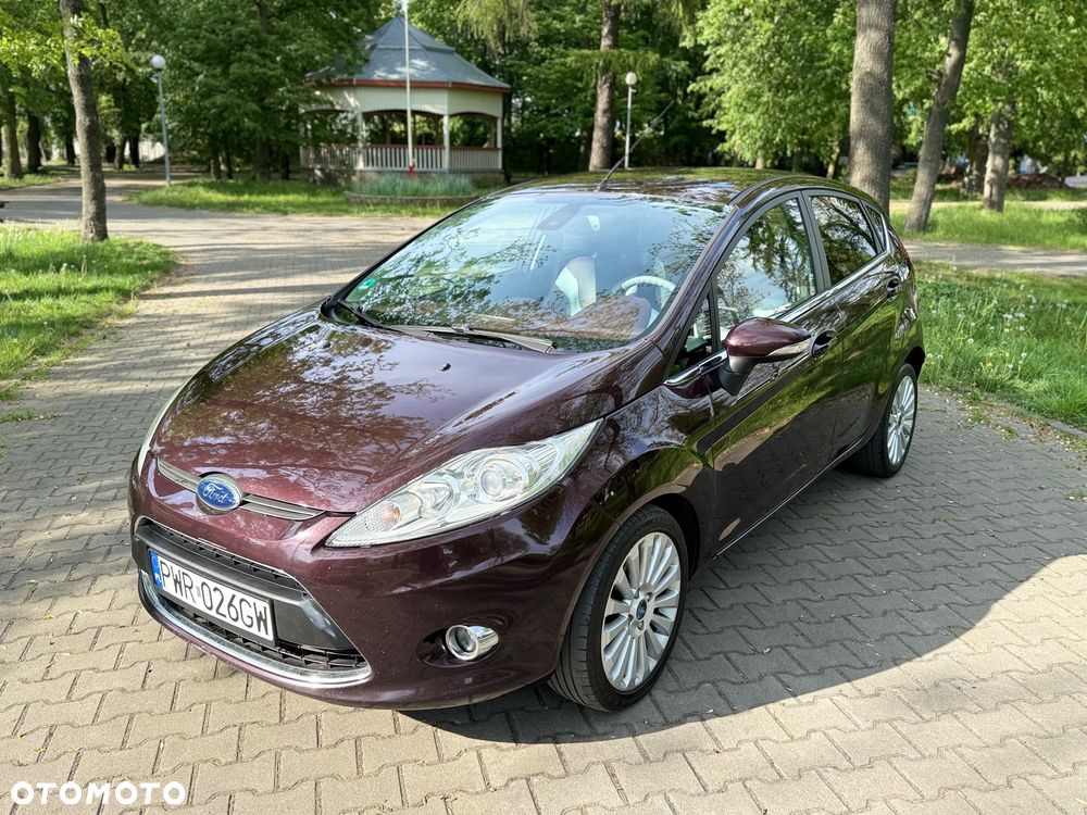 Ford Fiesta - 2