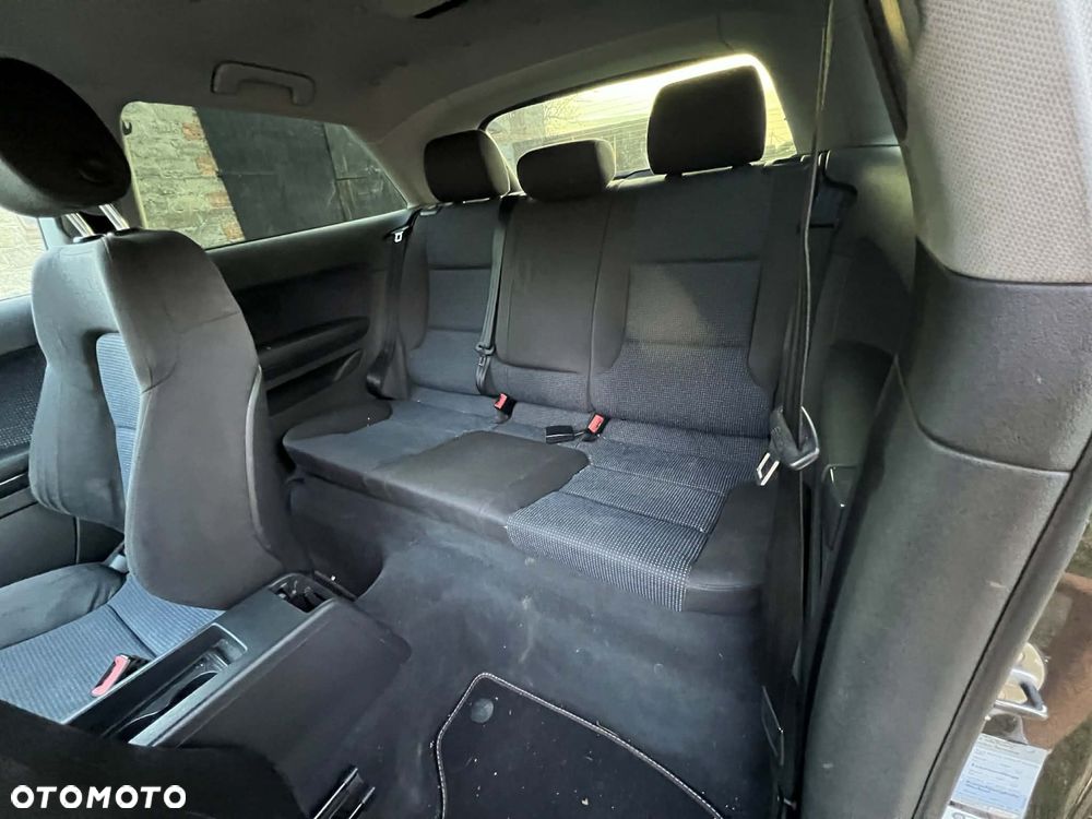Audi A3 3-drzwiowe 1.6 Ambiente - 12