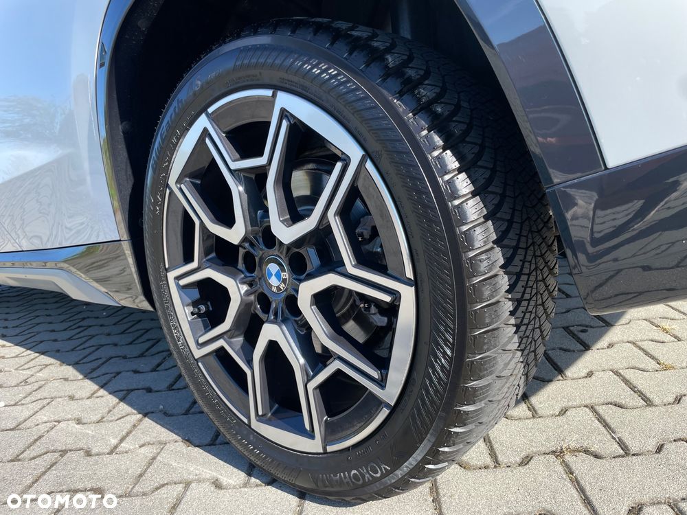 BMW X1 xDrive23i mHEV xLine - 36