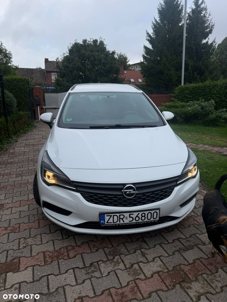 Opel Astra 1.6 CDTI Essentia - 5