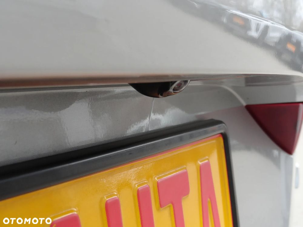 Volvo XC 60 B4 D Geartronic RDesign - 28