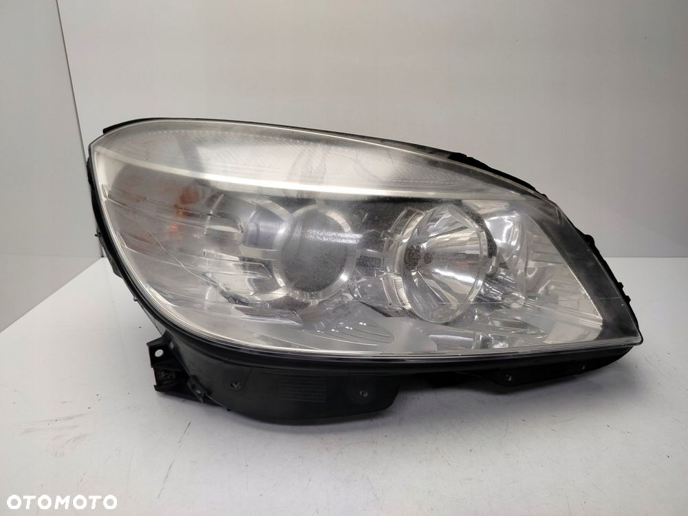mercedes w204 07r- reflektor lampa prawy przód prawa przednia - 1