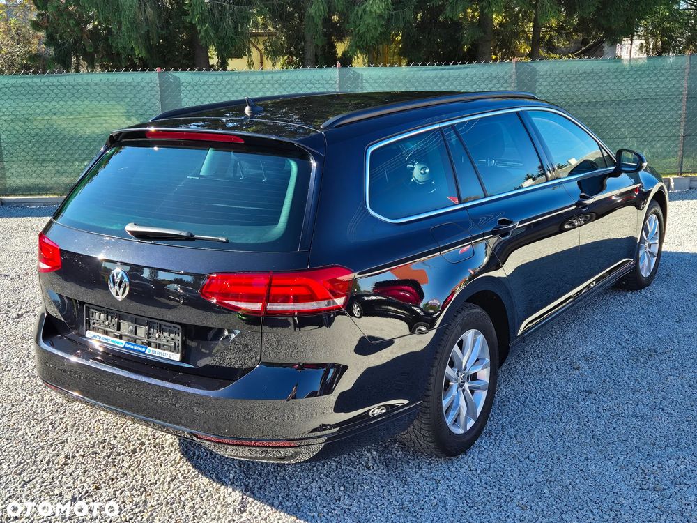 Volkswagen Passat Variant 2.0 TDI DSG (BlueMotion Technology) Comfortline - 17