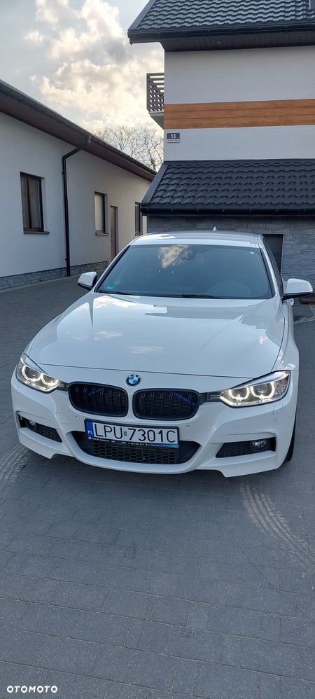 BMW Seria 3 325d Sport-Aut - 31