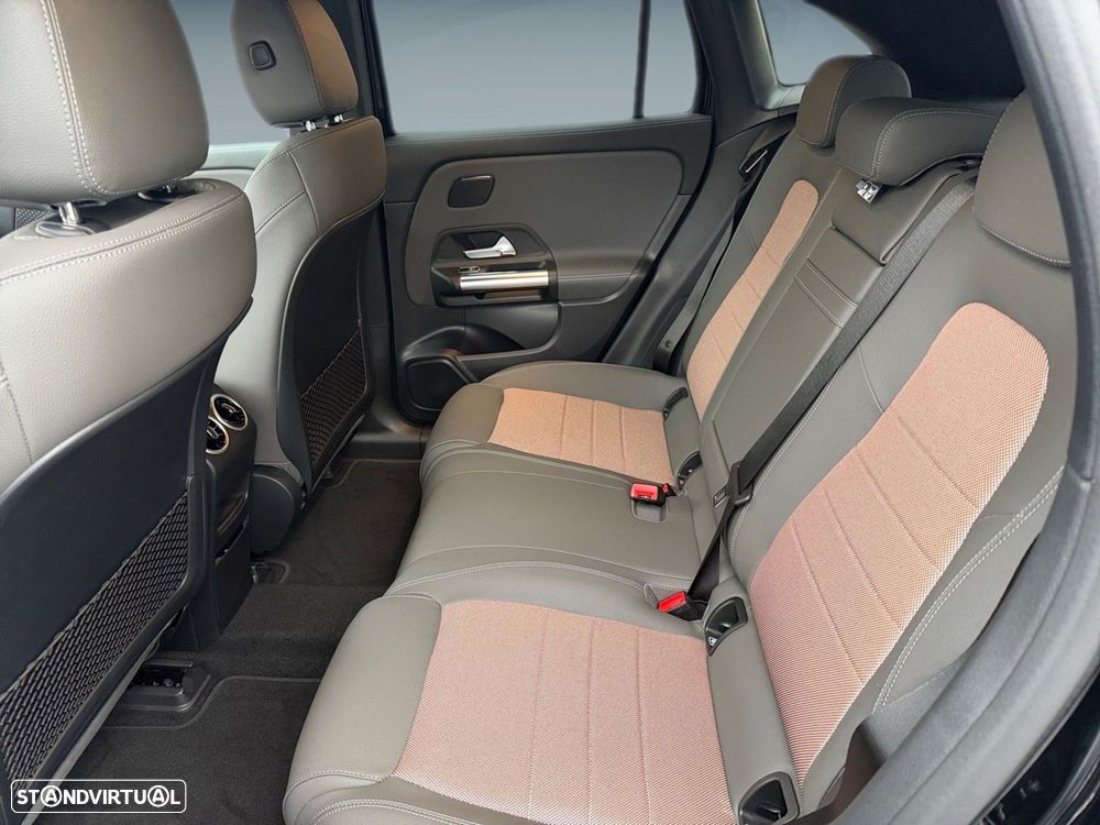 Mercedes-Benz EQA 250+ Electric Art - 13