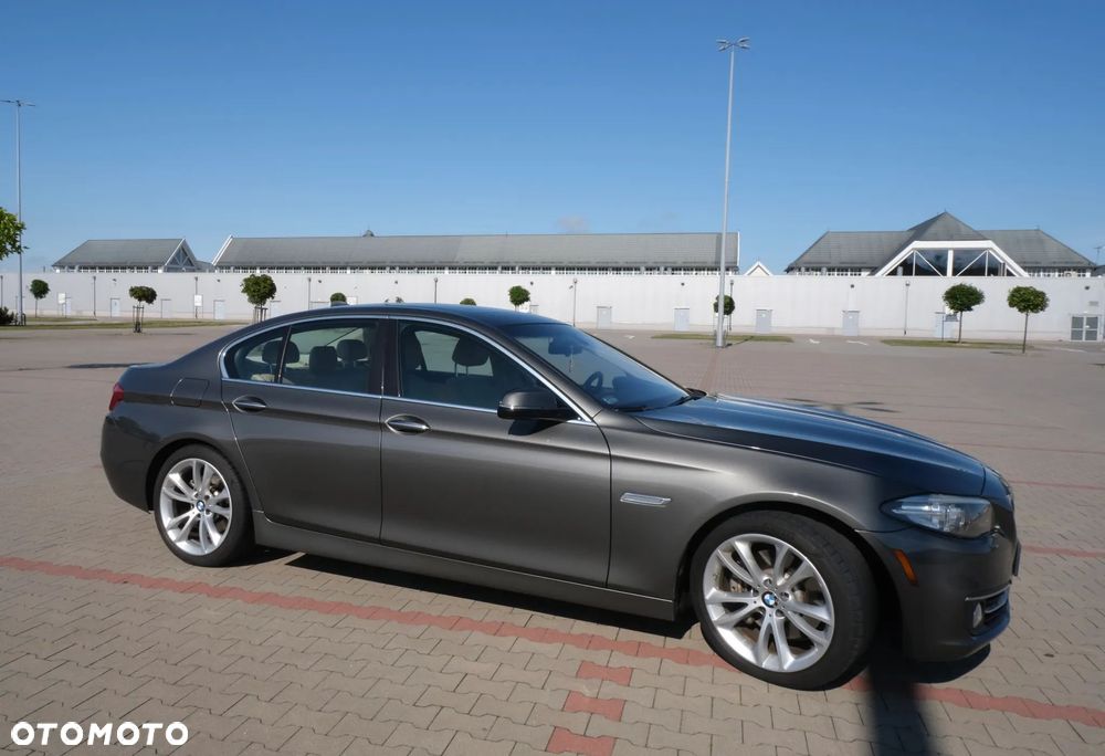BMW Seria 5 535i xDrive Sport-Aut Luxury Line - 1