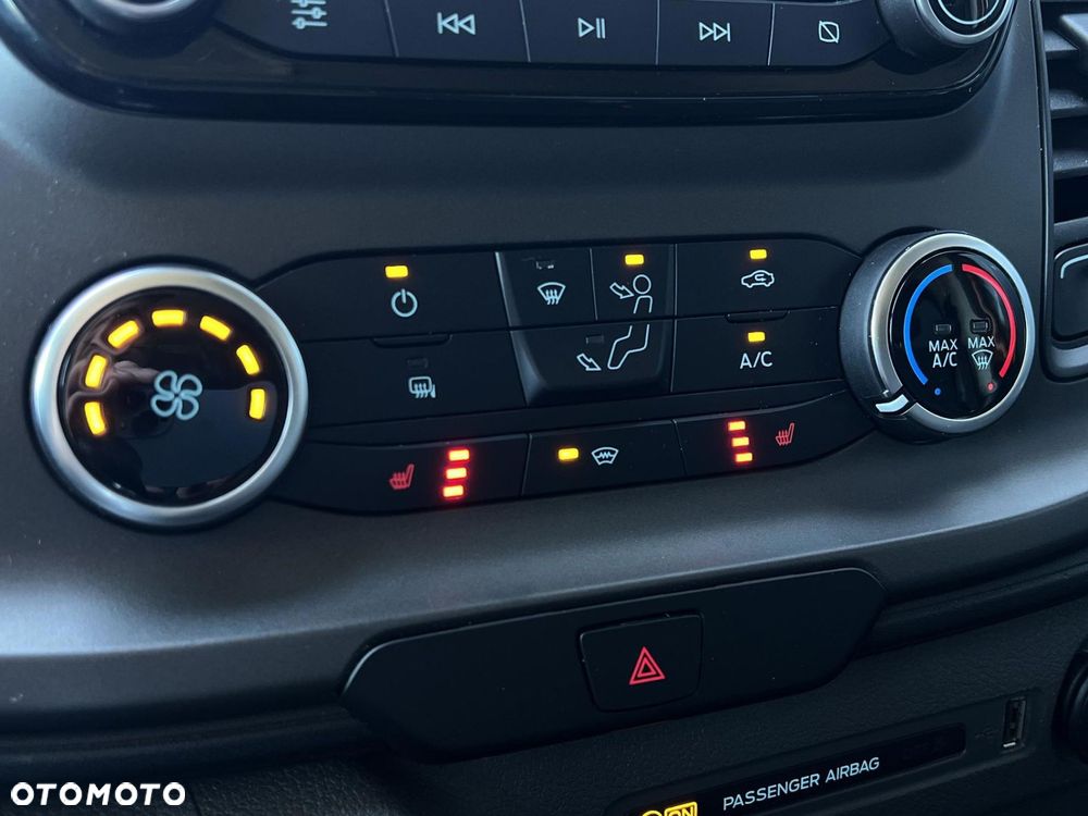 Ford Transit Custom - 16