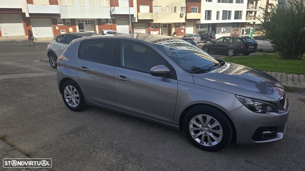 Peugeot 308 1.5 BlueHDi Style - 4