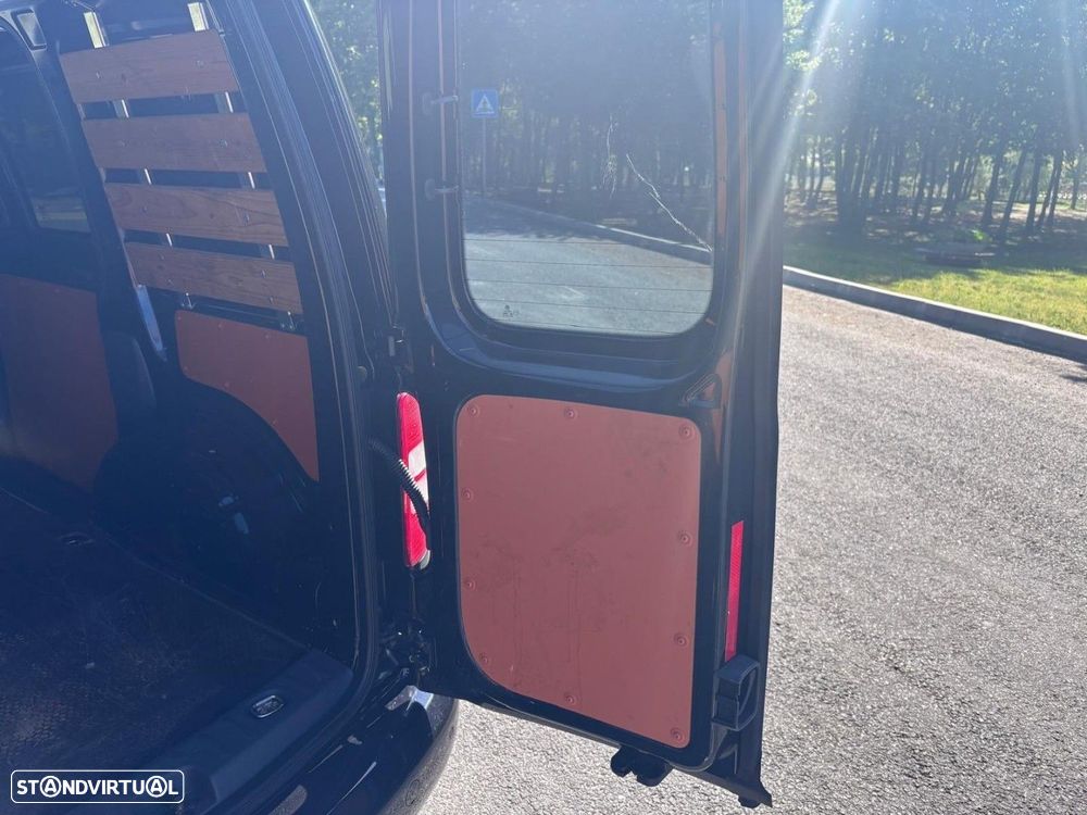 VW Caddy 1.6 TDi Extra AC - 15