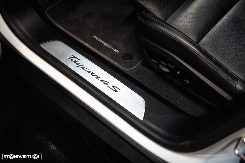 Porsche Taycan Cross Turismo 4S Sport bateria Performance Plus - 7