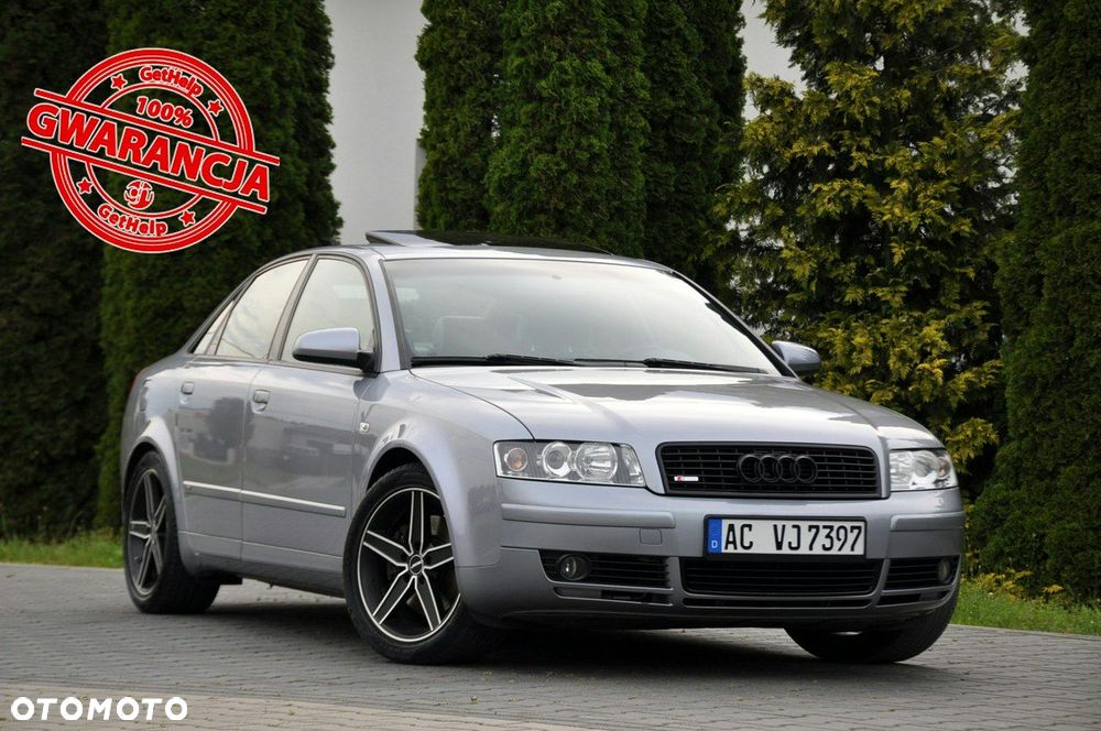 Audi A4 Limousine - 1