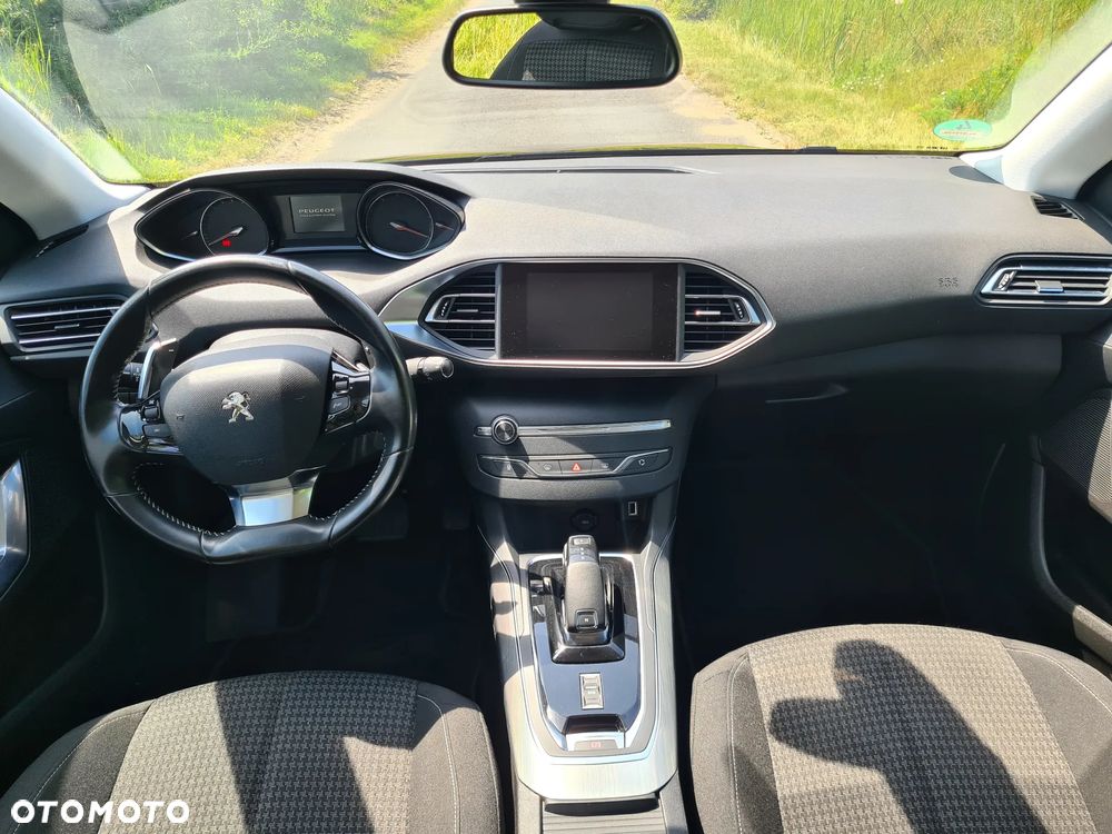 Peugeot 308 - 17