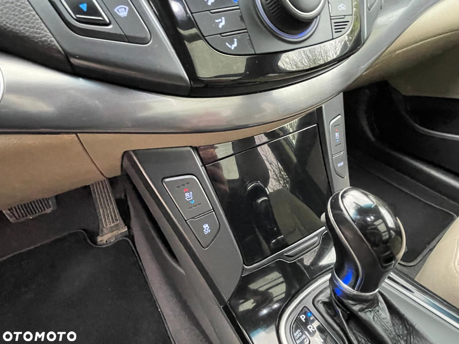 Hyundai i40 i40cw 1.7 CRDi Automatik Premium - 12