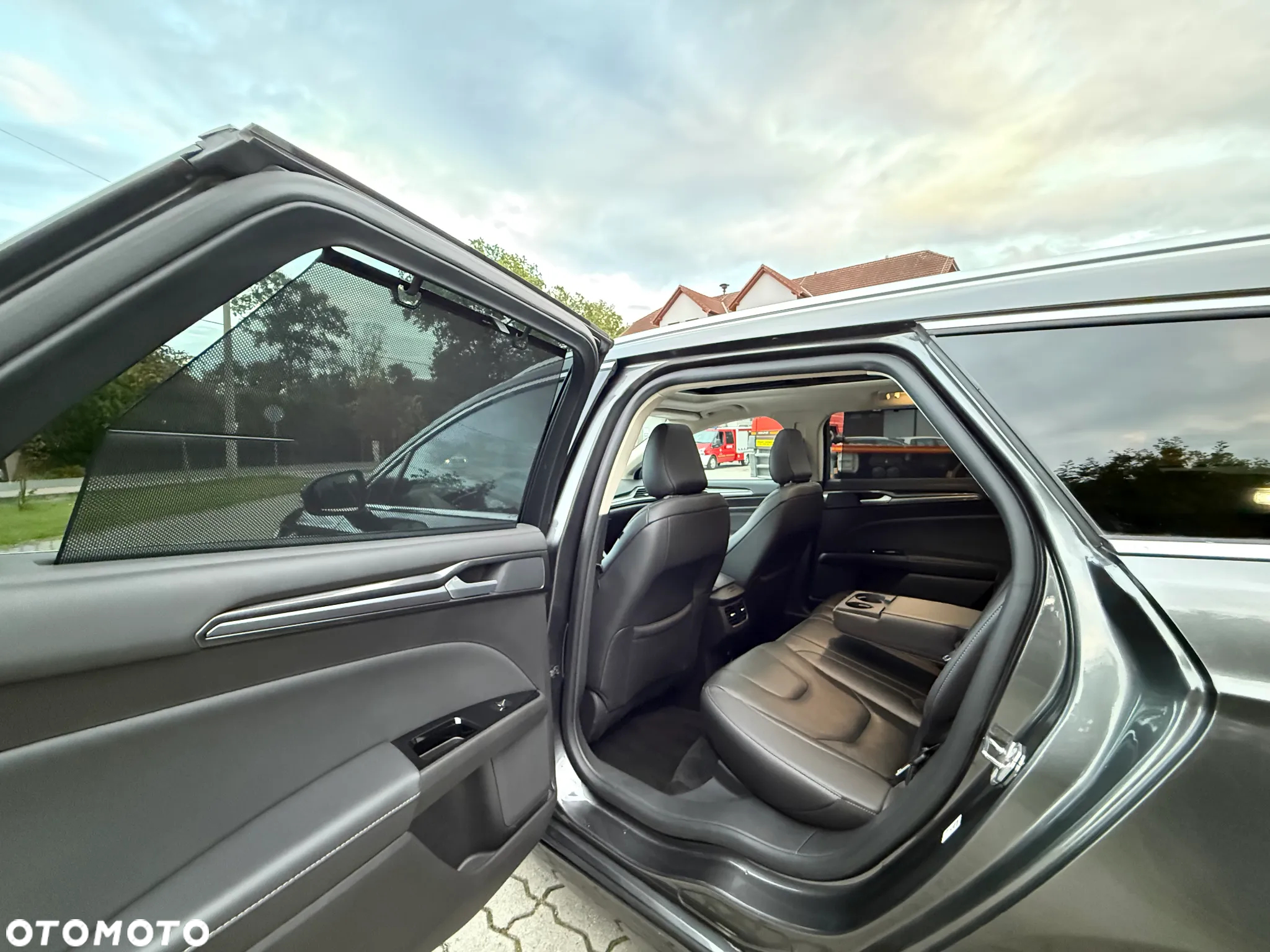Ford Mondeo 2.0 EcoBlue Titanium - 18