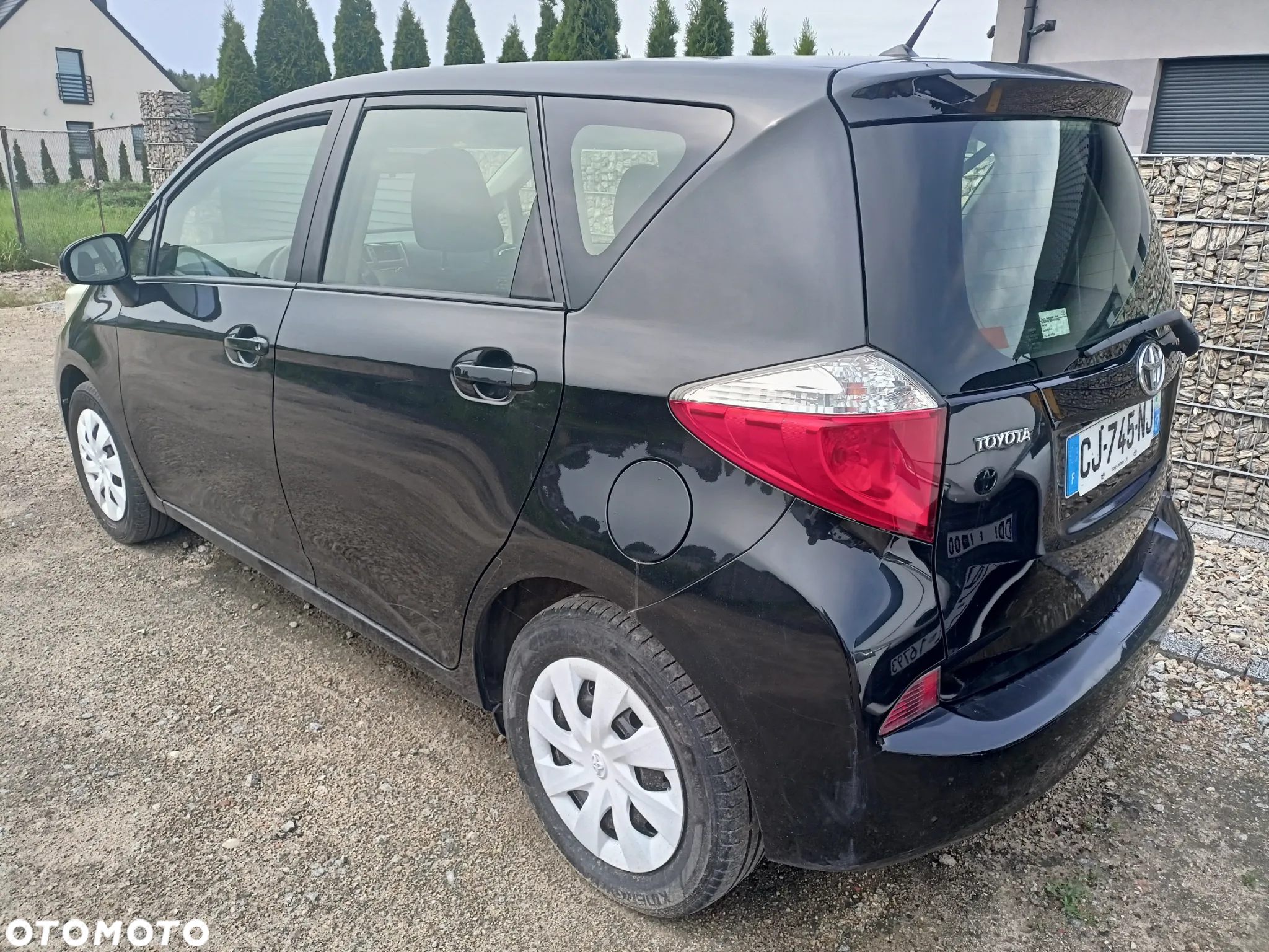 Toyota Verso S - 4