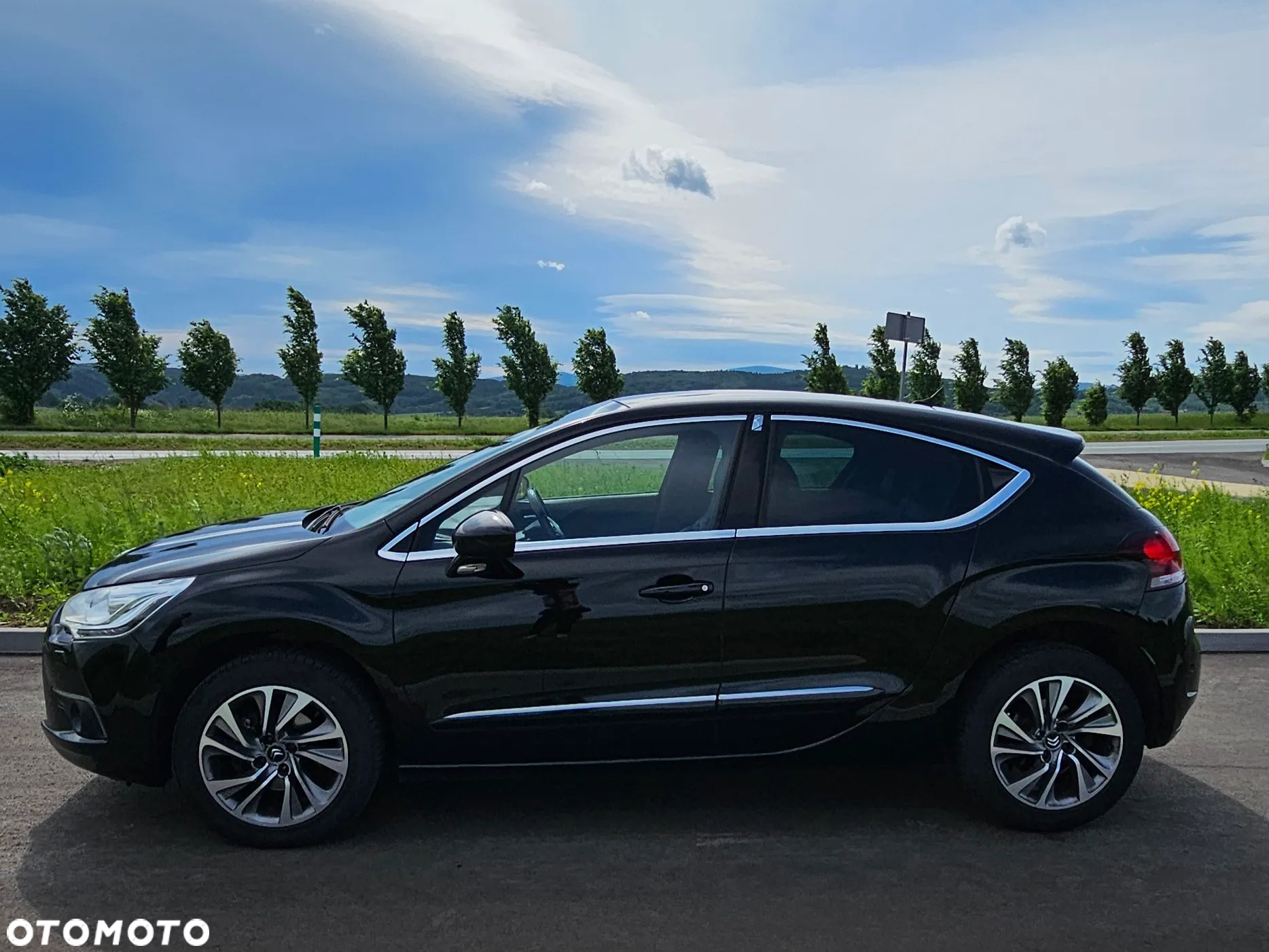 Citroën DS4 1.6 HDi SoChic - 2