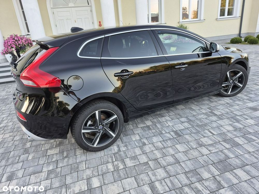 Volvo V40 - 15