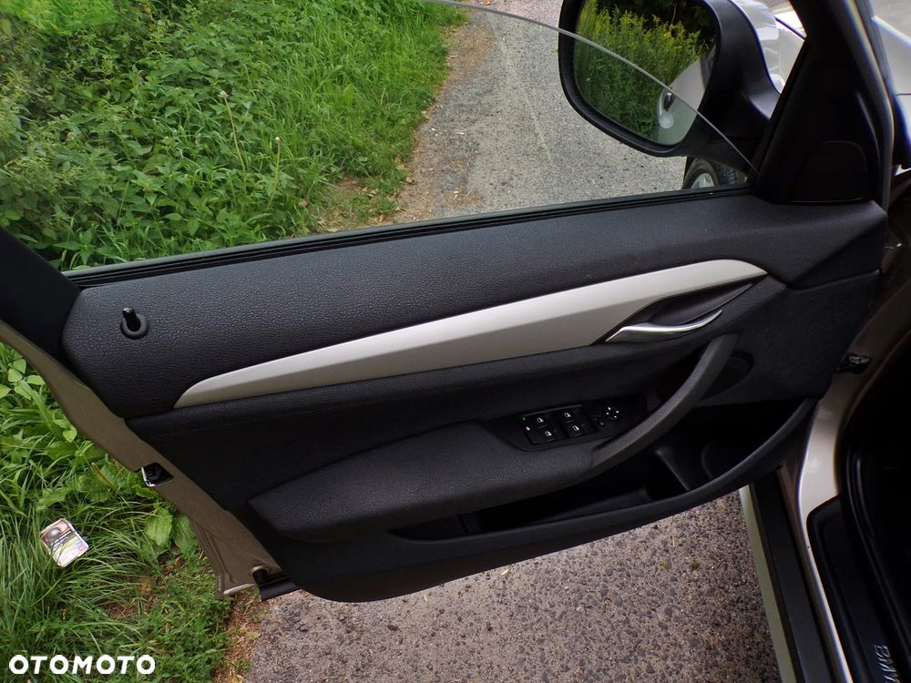 BMW X1 ver-sdrive18i-xline - 17