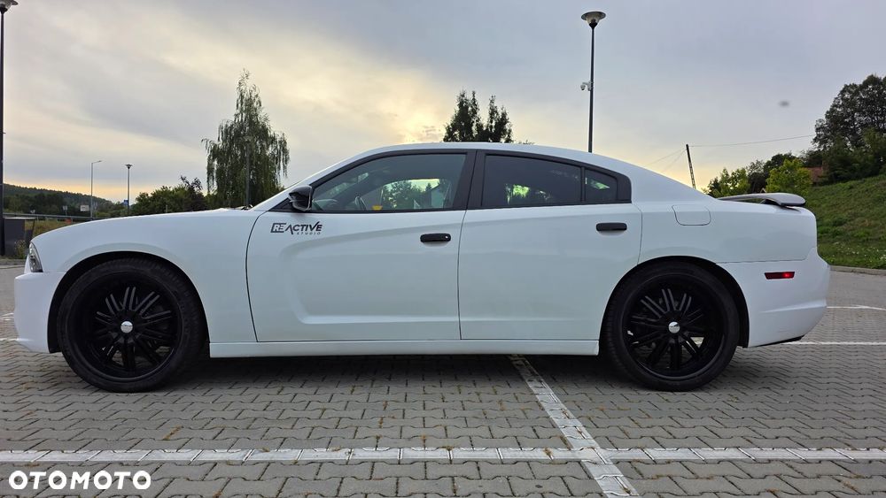 Dodge Charger - 3