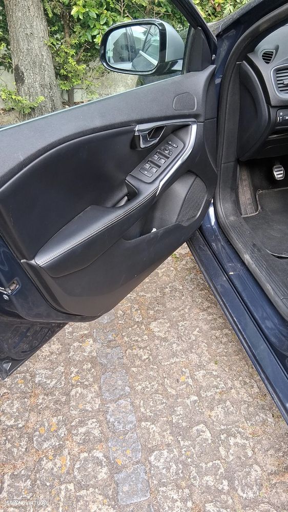 Volvo V40 1.6 D2 R-Design - 5