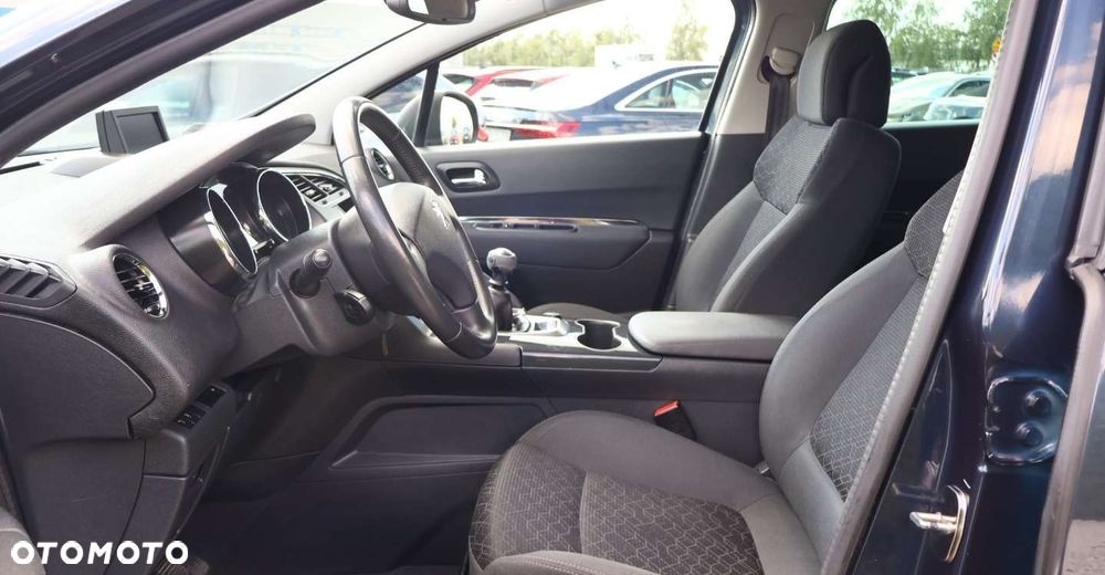 Peugeot 3008 - 15