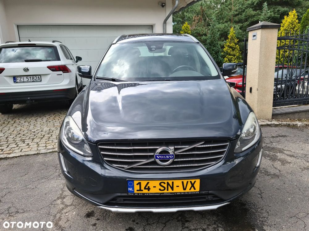 Volvo XC 60 D3 Momentum - 8