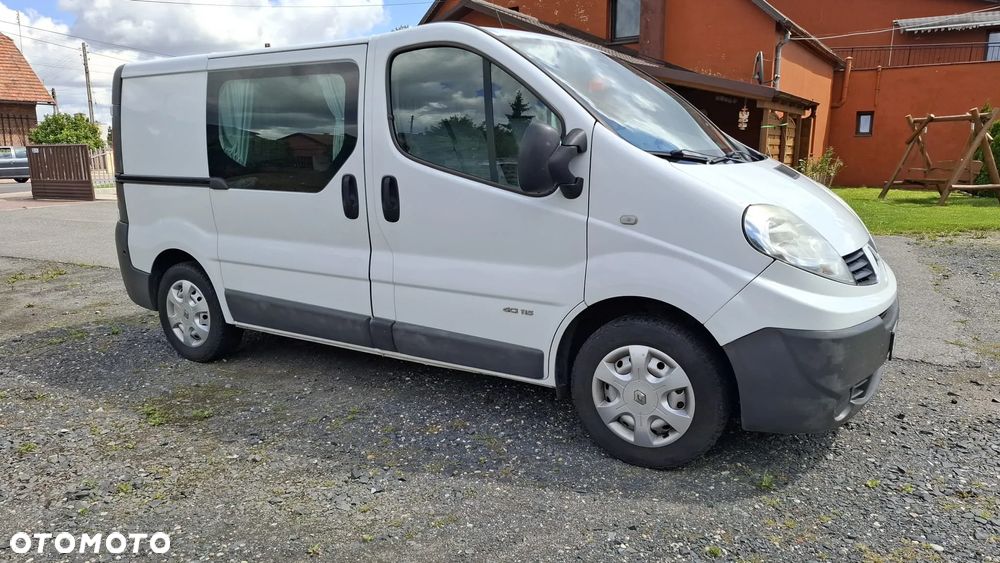 Renault Trafic - 2