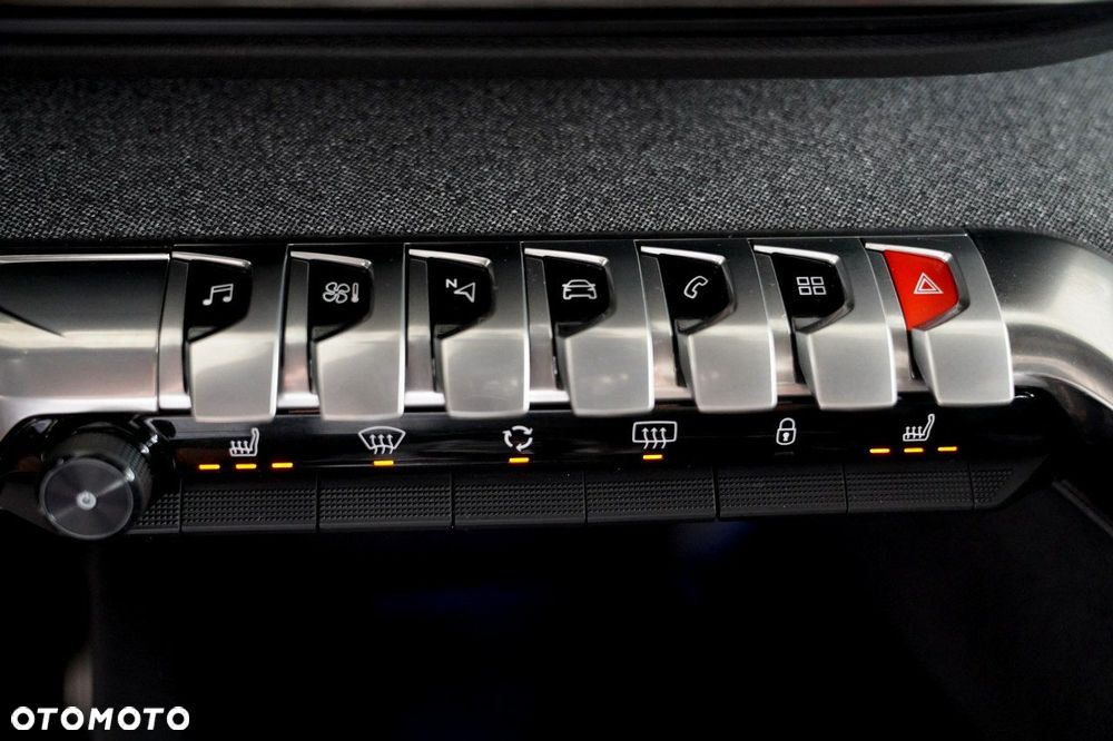 Peugeot 5008 1.6 PureTech GT Line S&S EAT8 - 31