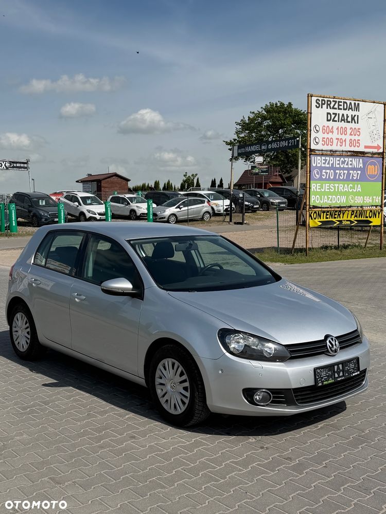 Volkswagen Golf - 2
