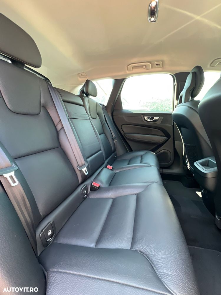 Volvo XC 60 - 8