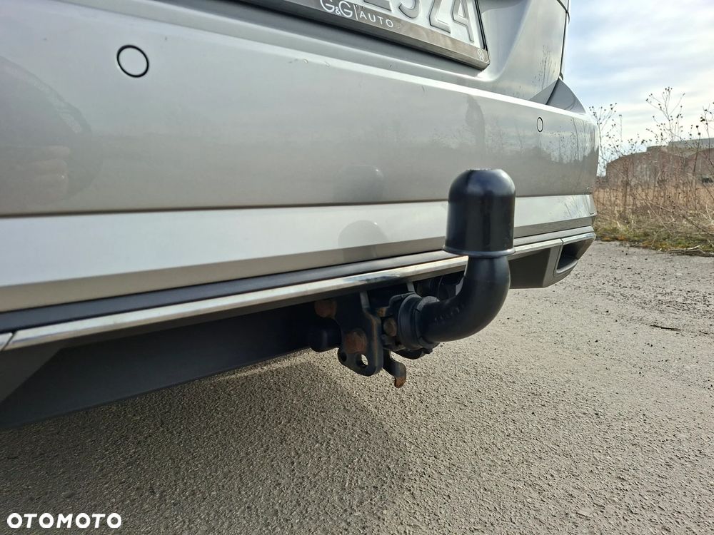 Volkswagen Golf 1.6 TDI BMT Comfortline - 32