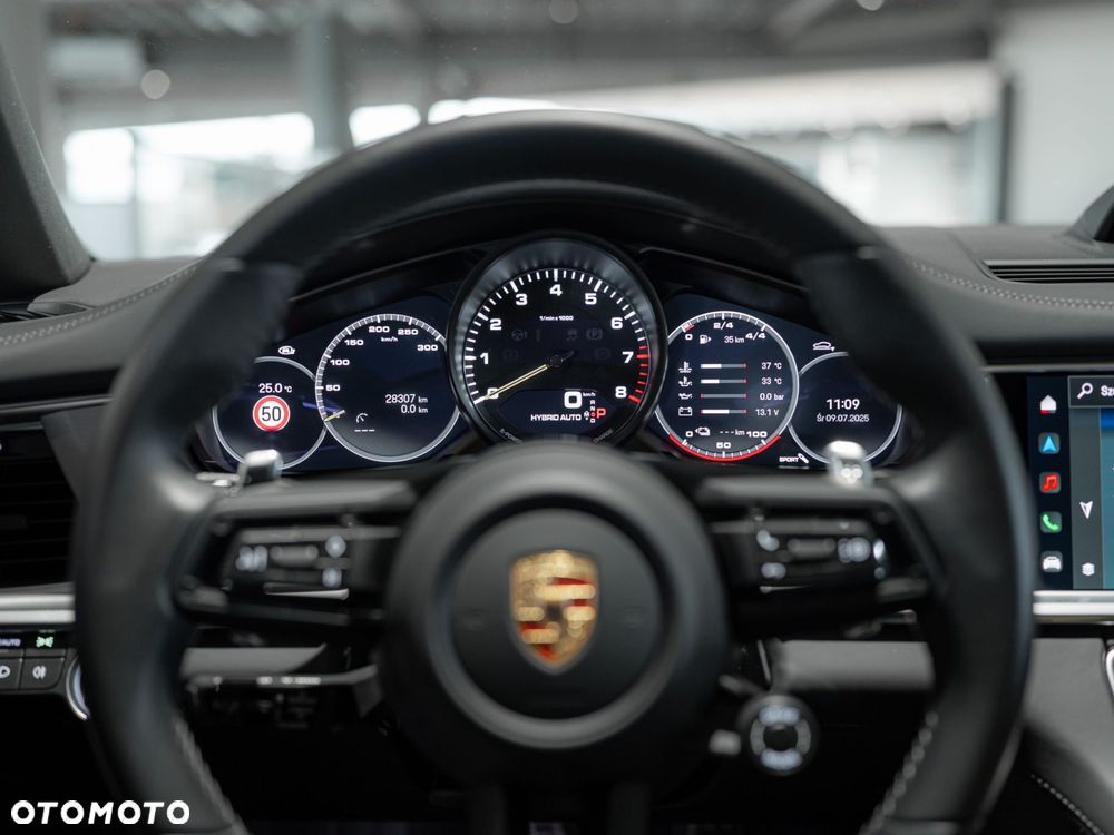 Porsche Panamera 4 E-Hybrid Sport Turismo Platinum Edition - 25