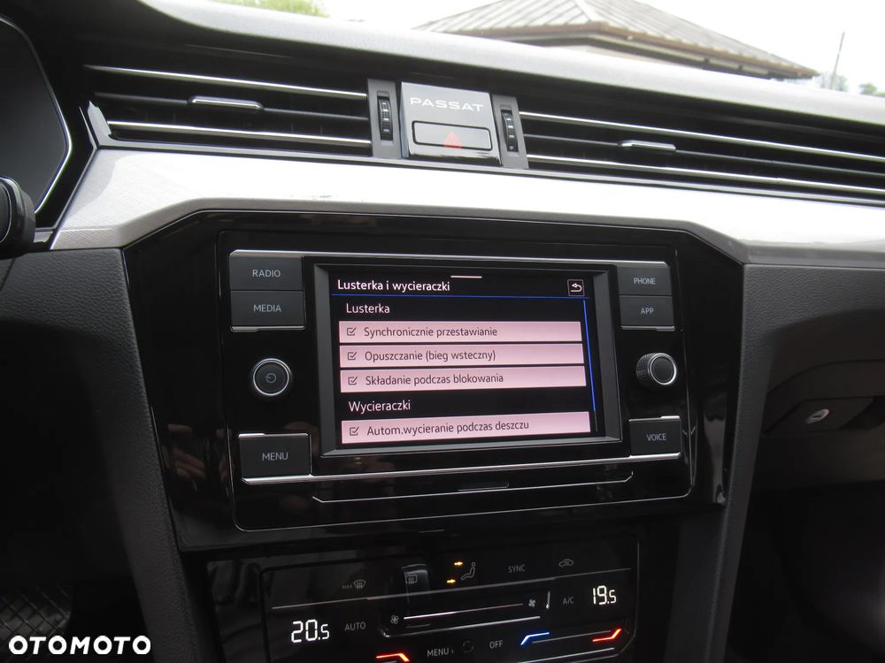 Volkswagen Passat 2023