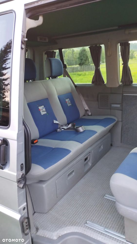 Volkswagen Multivan TDI - 11