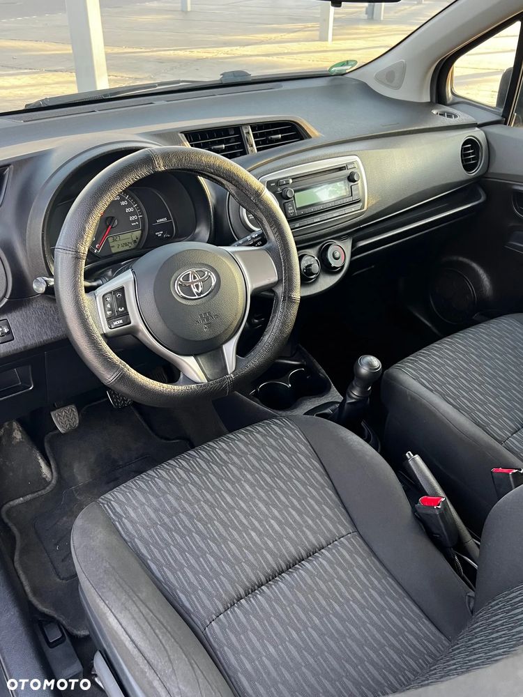 Toyota Yaris 1.0 Life - 7
