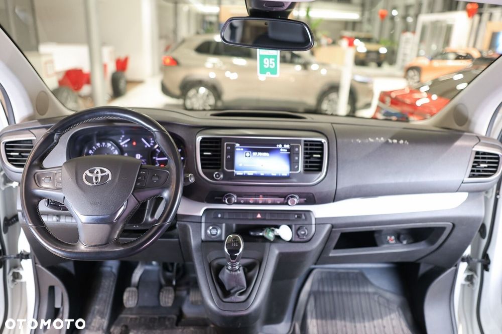 Toyota Proace Verso - 20