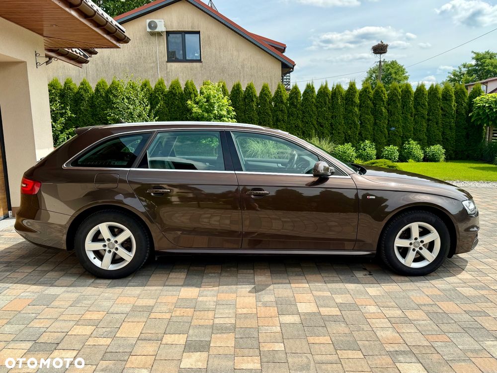 Audi A4 Avant 2.0 TDI DPF clean diesel multitronic S line Sportpaket - 6