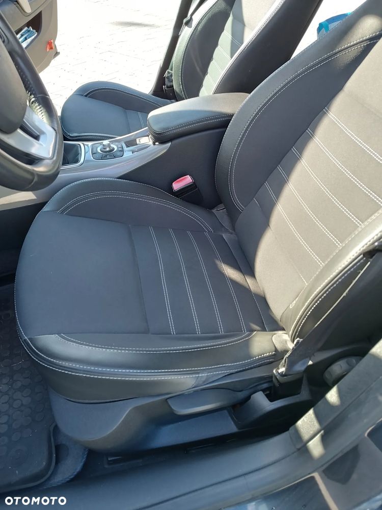 Renault Laguna - 8