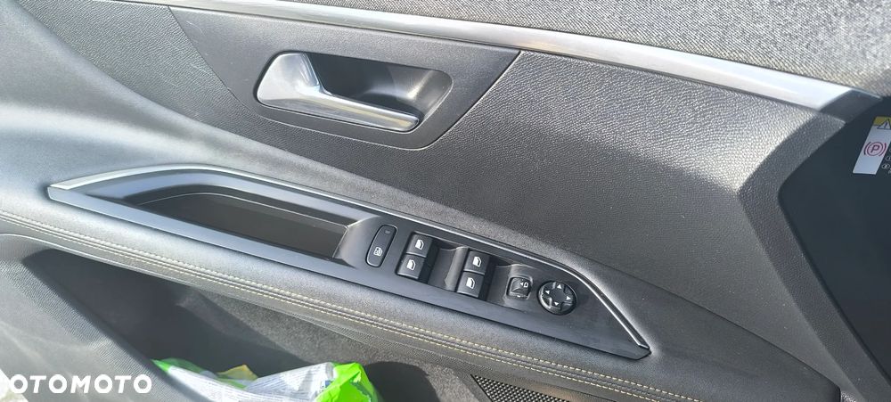 Peugeot 3008 - 9