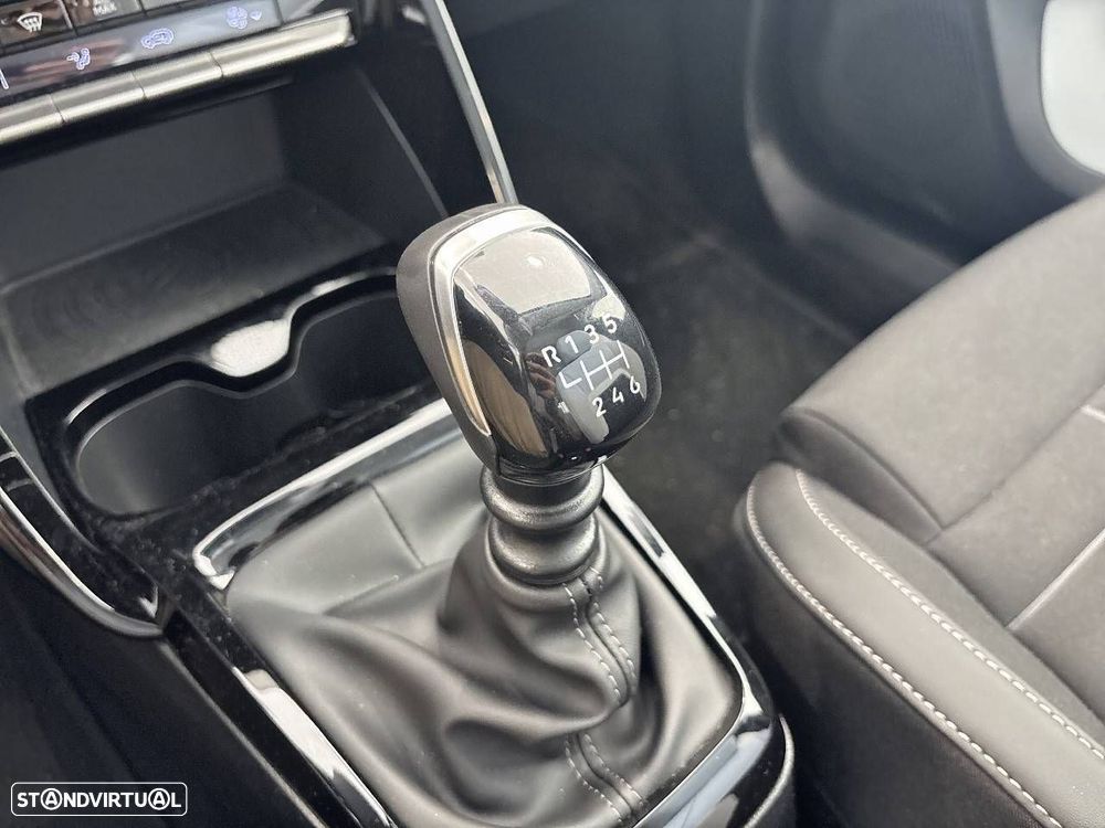 Citroën C3 1.2 PureTech Max - 18