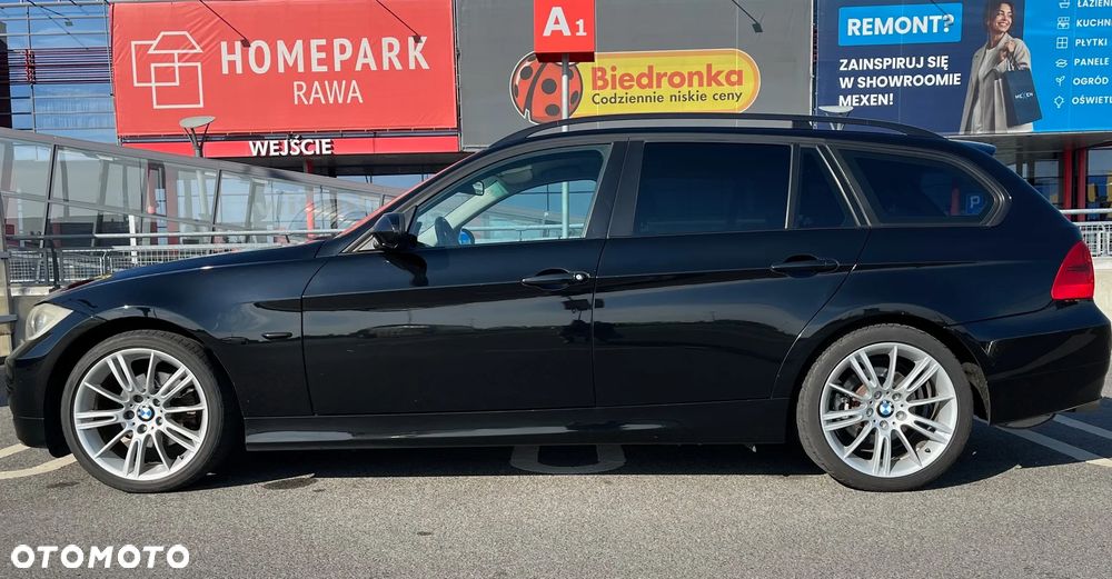 BMW Seria 3 320i - 3