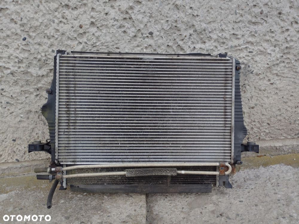 CHŁODNICA WODY 2.4 D5 VOLVO XC90 AUTOMAT - 2