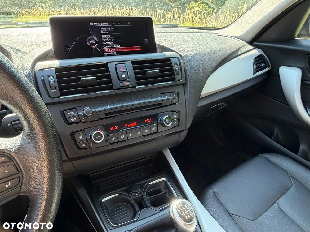 BMW Seria 1 125d - 24