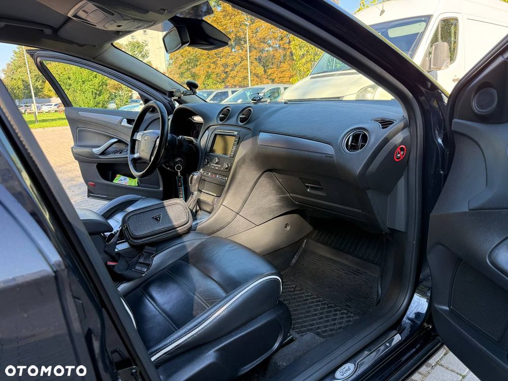 Ford Mondeo - 21