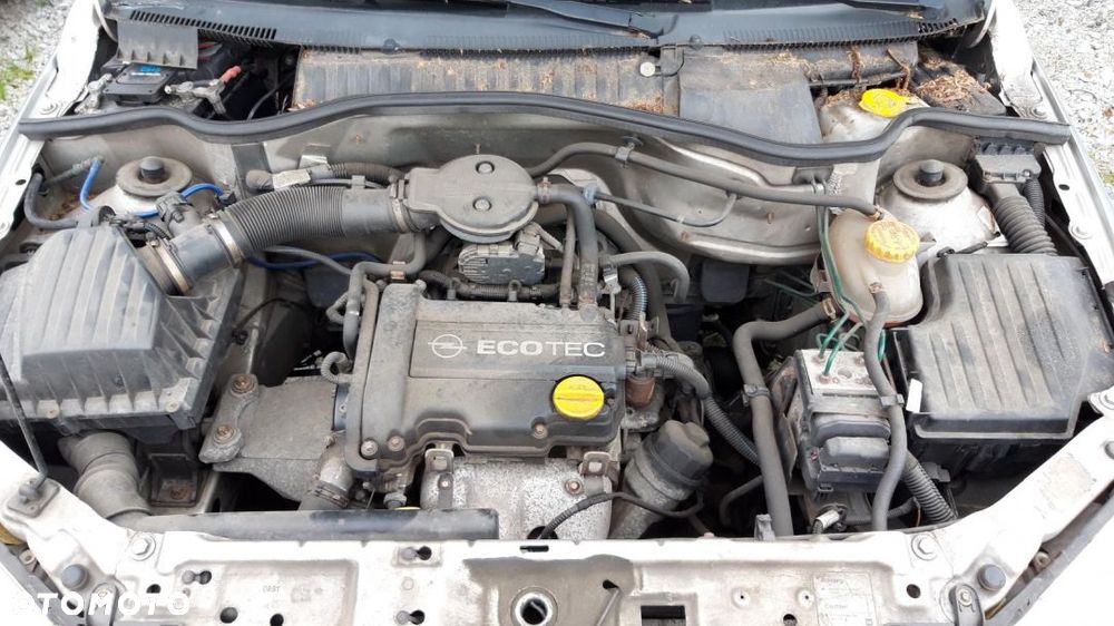 Części do Opel Corsa C 1.0 benzyna  hatchback 3-drzwi - 8