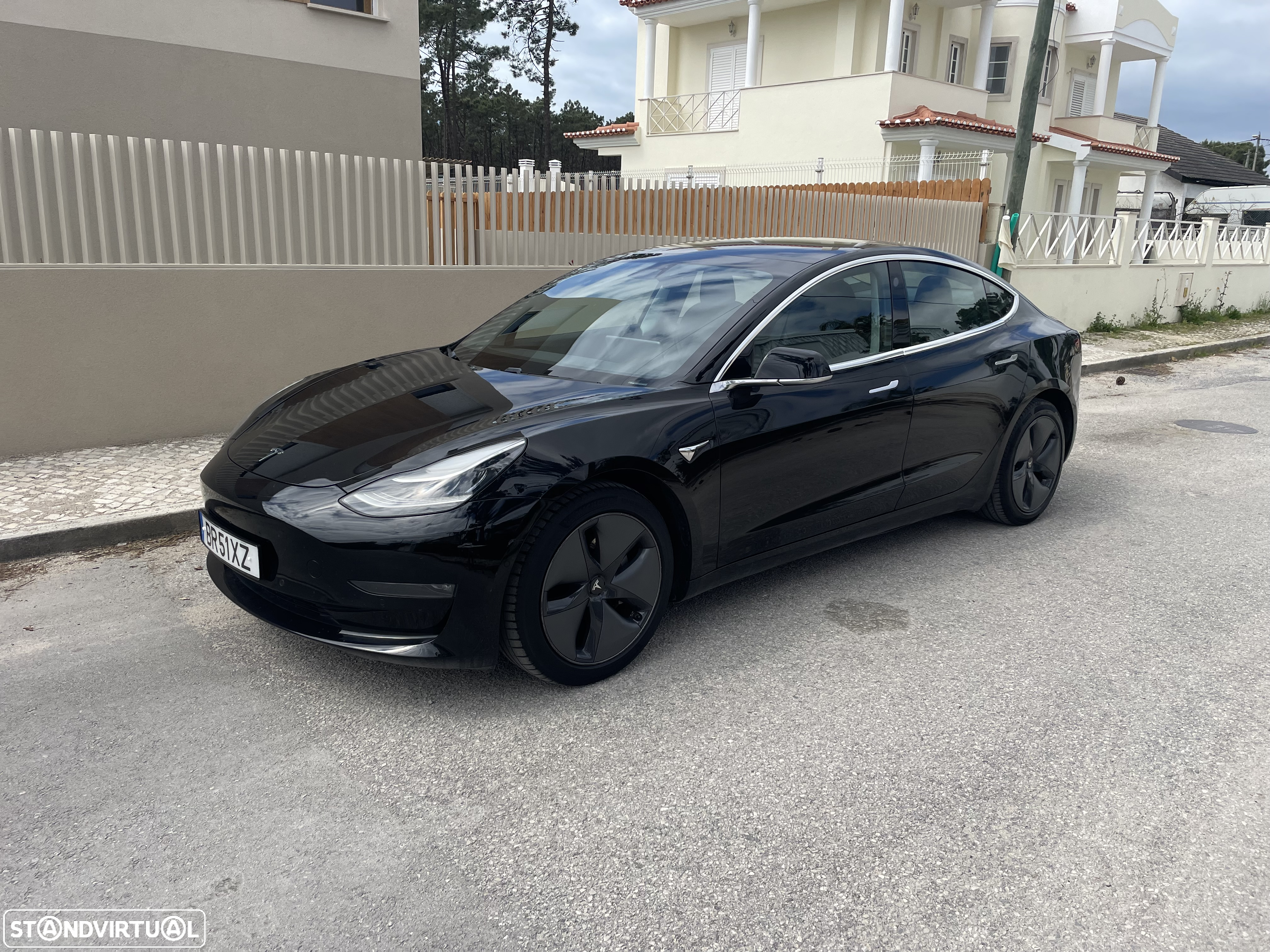 Tesla Model 3 Long-Range Dual Motor AWD - 2