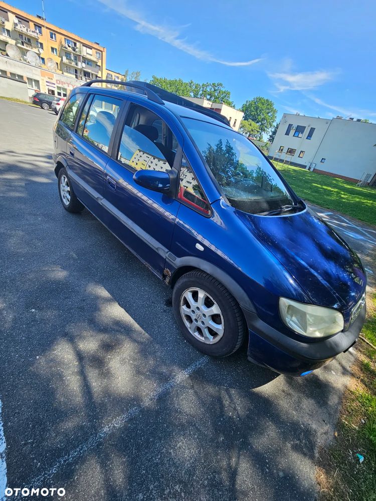 Opel Zafira 1.6 - 3